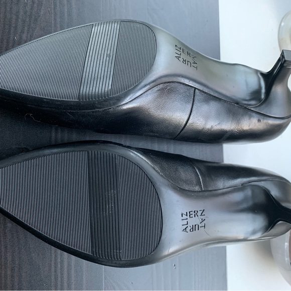 Naturalizer Black Kitten Pumps Women - Picture 12 of 12